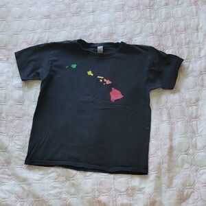 Gildan Black Kids Tee with Rainbow Hawaii Island Graphic